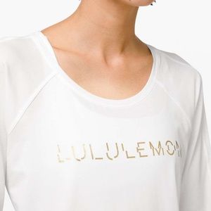 Lulu🍋 LNY White Emerald Long Sleeve, size 6